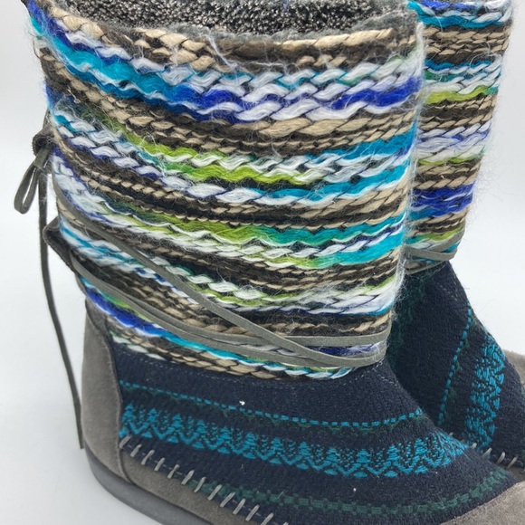 Toms Boots size 7.5 - Picture 6 of 11